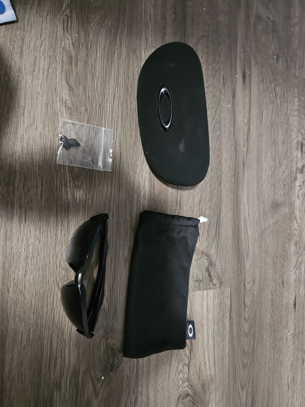 Oakley Flak Beta 2 Black Polarized Sunglasses with Protective Case